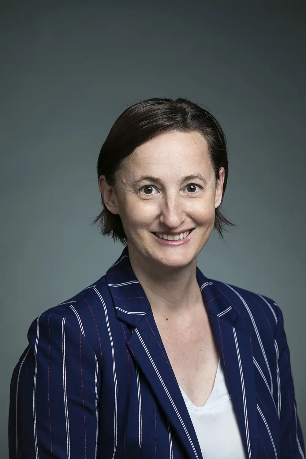 Profile photo of Leigh McCue