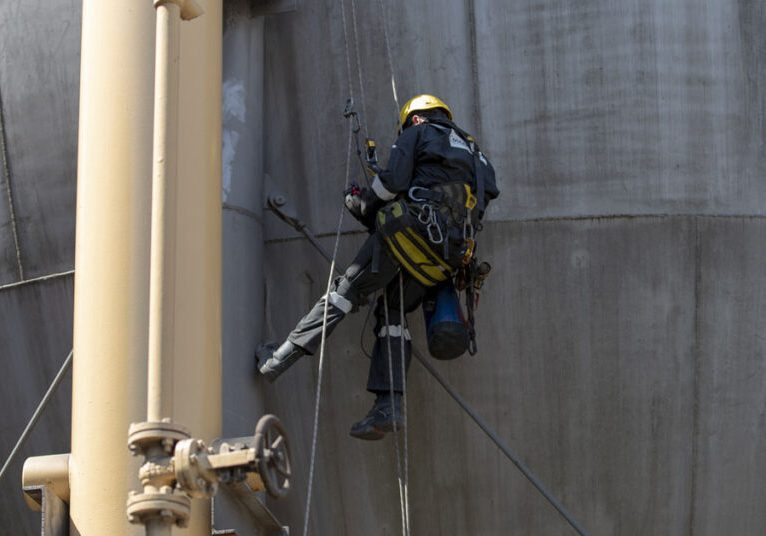 Rope Access Technician completes inspection scope
